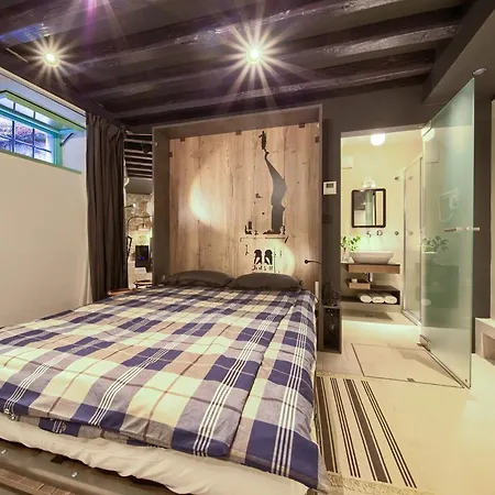 Vibrant And Elegant Downtown Krk -