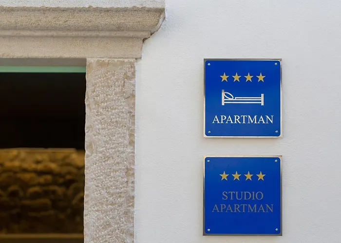 Apartment Vibrant And Elegant Downtown Krk - Krk Town