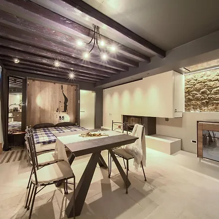 Vibrant And Elegant Downtown Krk - Apartmán Krk Town