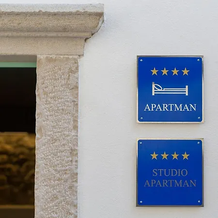 Apartmán Vibrant And Elegant Downtown Krk - Krk Town